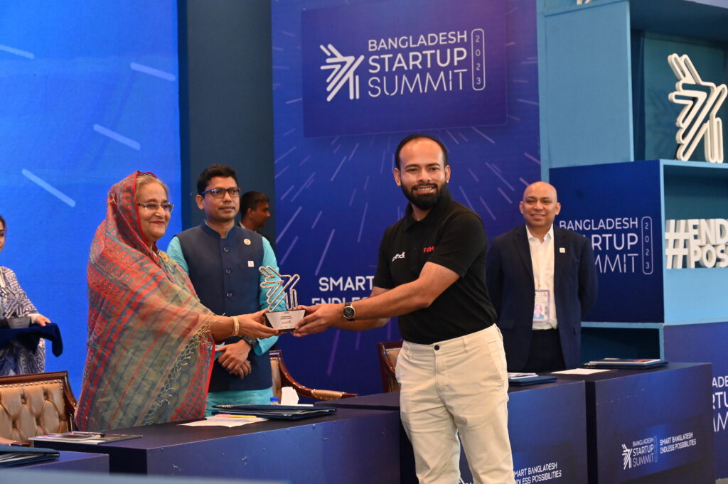 Pathao receives Employment Catalyst Award from Prime Minister Sheikh